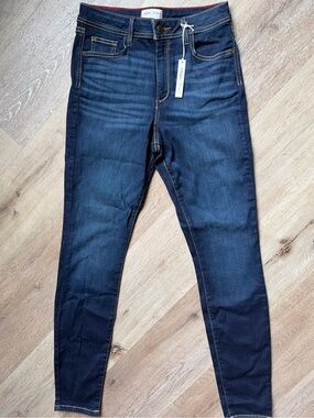 NWT 'Fran Denim "April" Athletic Fit denim size 28
